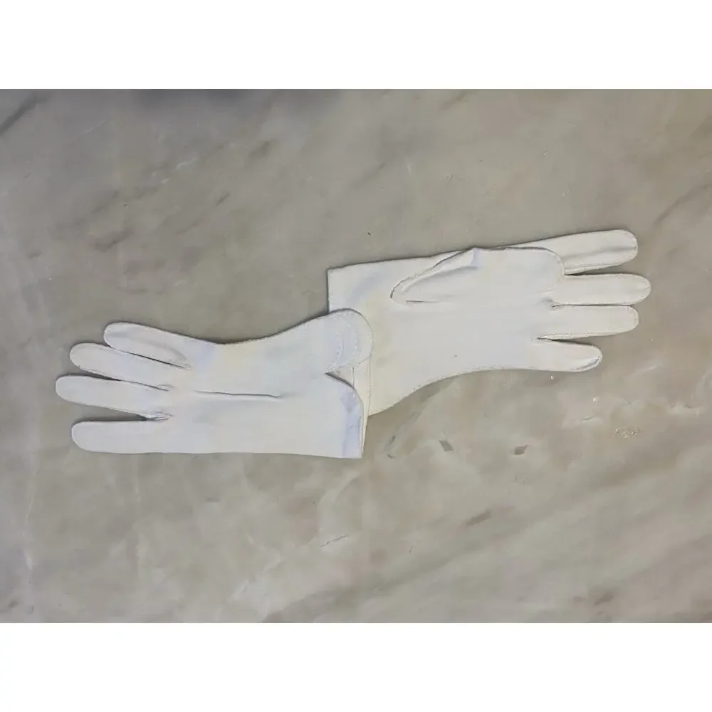 Vintage Shalimar white Gloves Size 6.5 wrist length